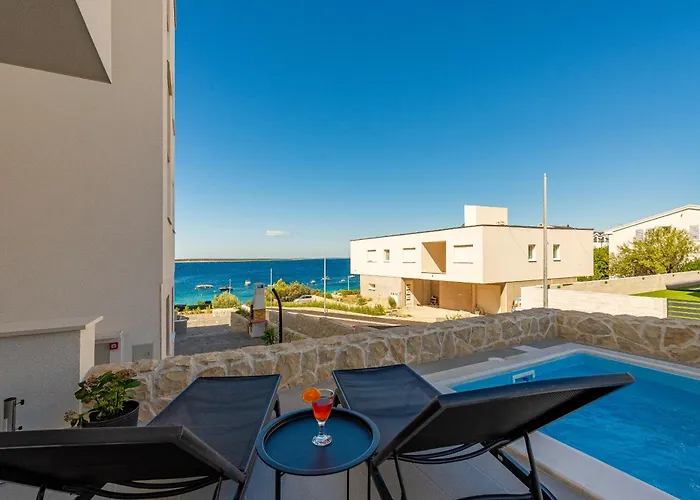 Apartamento Dolphin View With A Pool By The