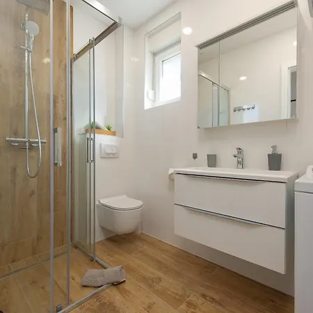 公寓 Dolphin View With A Pool By The *